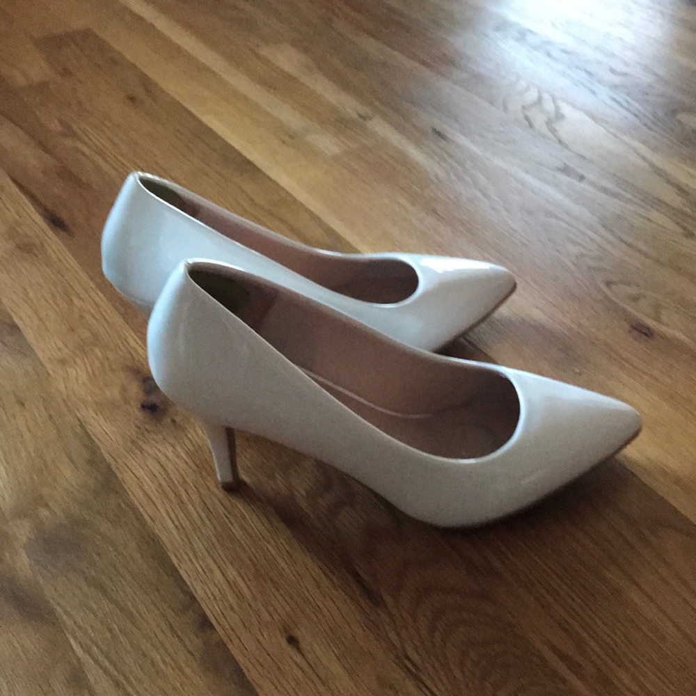 White Pumps